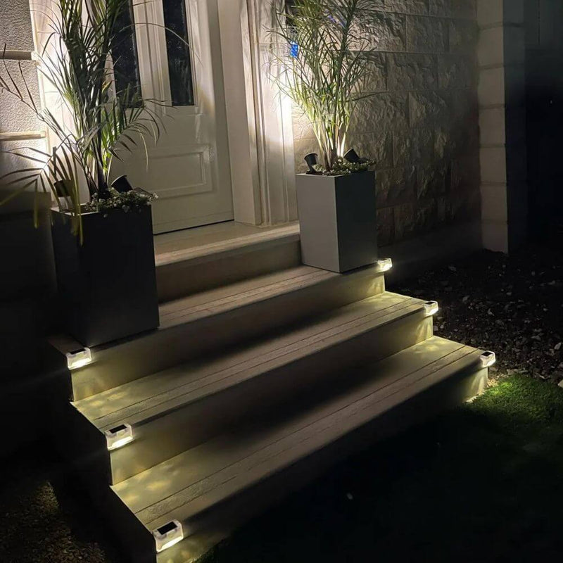 Luminária Led Solar - Swanlights - Ilumine Exteriores e Jardins